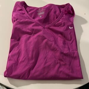 Nike women’s tshirt